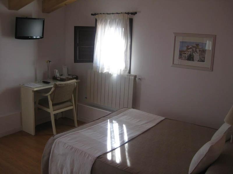 Hostal Tabanqueta Cuenca  Exterior photo